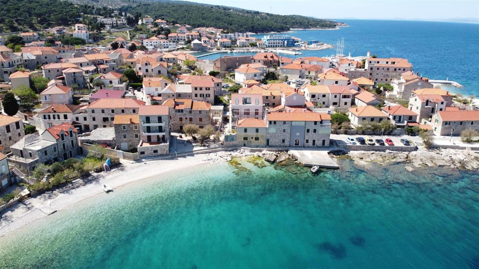 Apartmani Banic Postira Exteriör bild