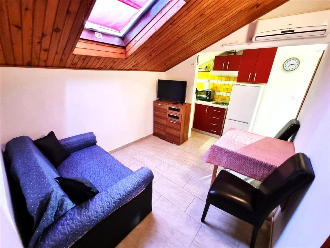 Apartmani Banic Postira Exteriör bild