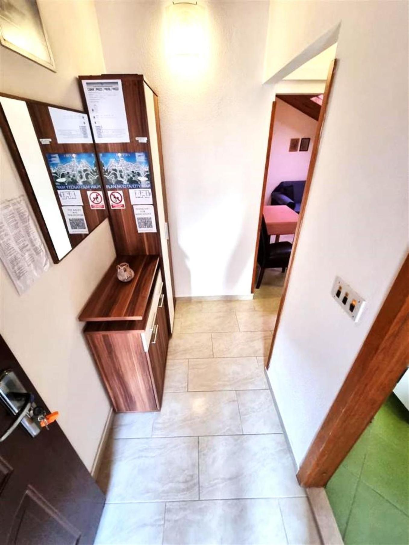 Apartmani Banic Postira Exteriör bild